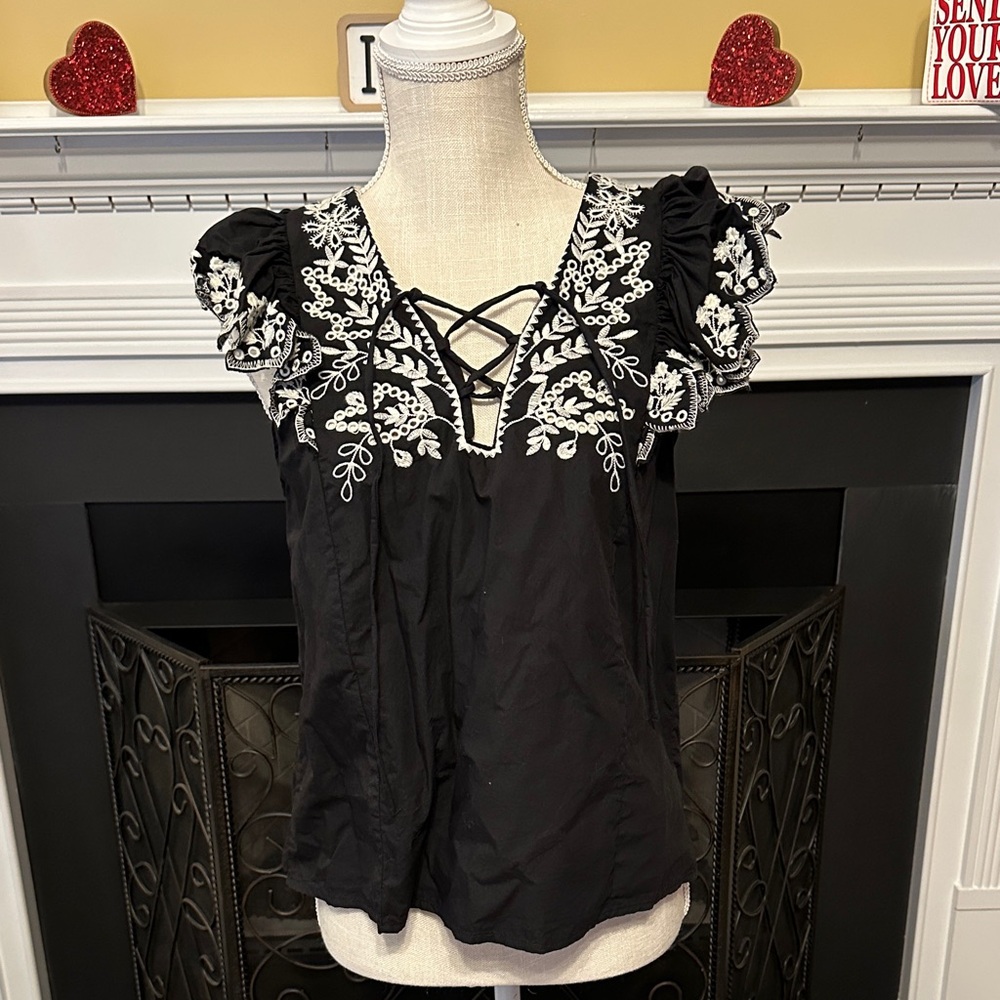 Elan Embroidered Black Women's Top